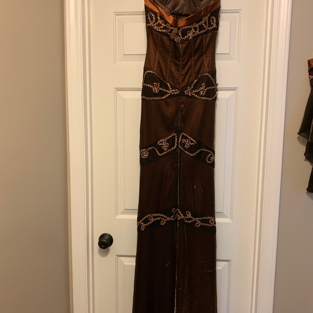 Bronze Renaissance Style Formal Gown - Picture 3 of 4